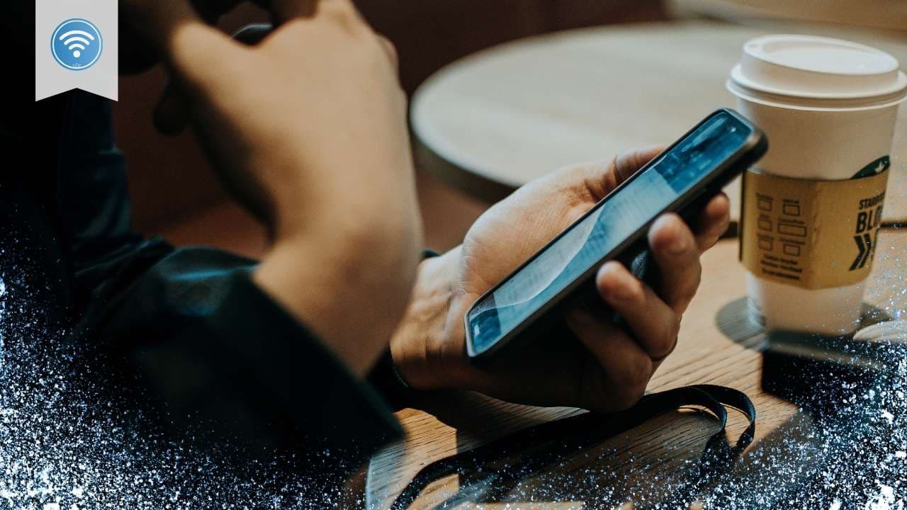 Cómo funciona una eSIM para viajar: Guía completa 2026
