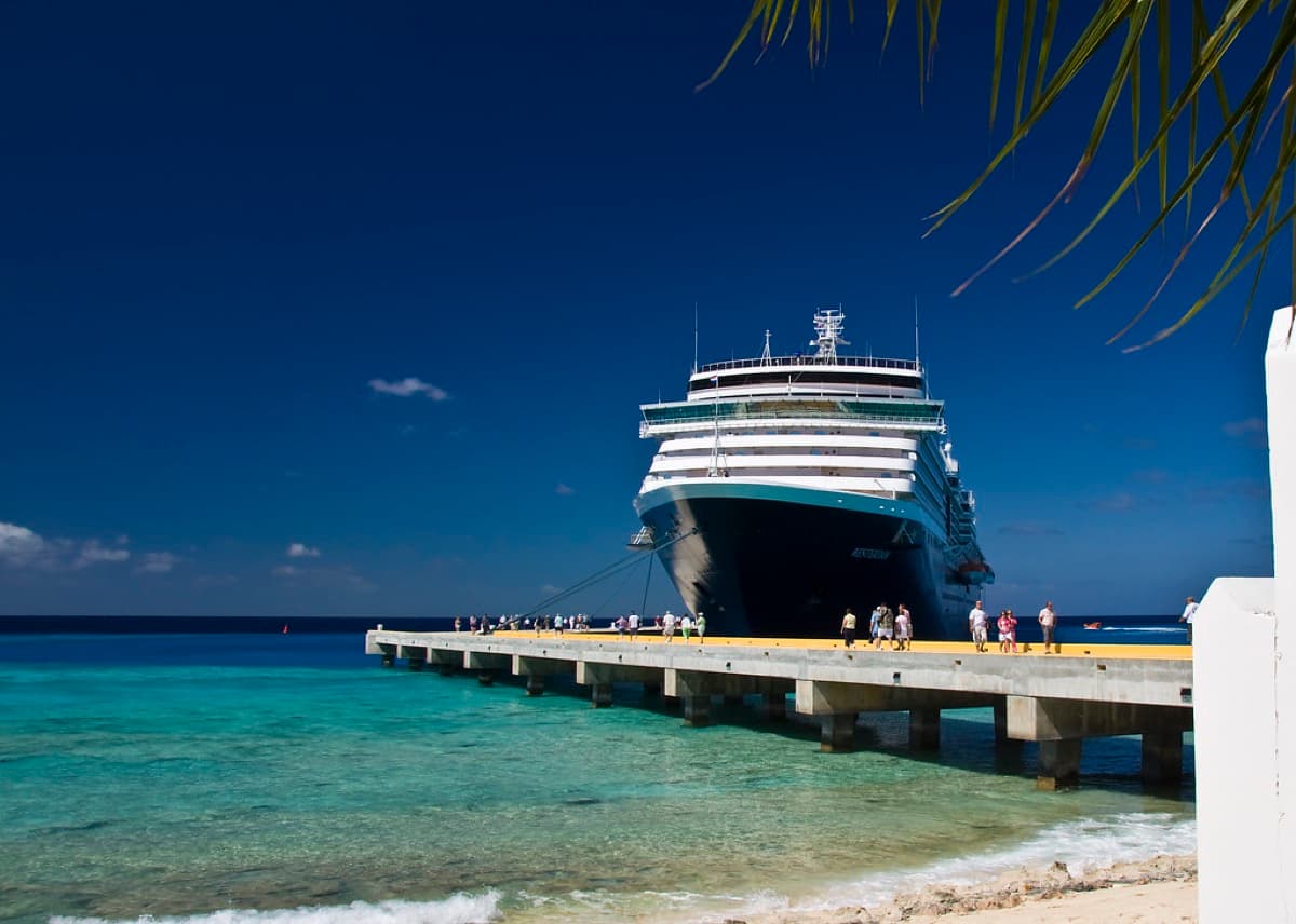 eSIM para cruceros: internet en los puertos (y qué pasa en alta mar)