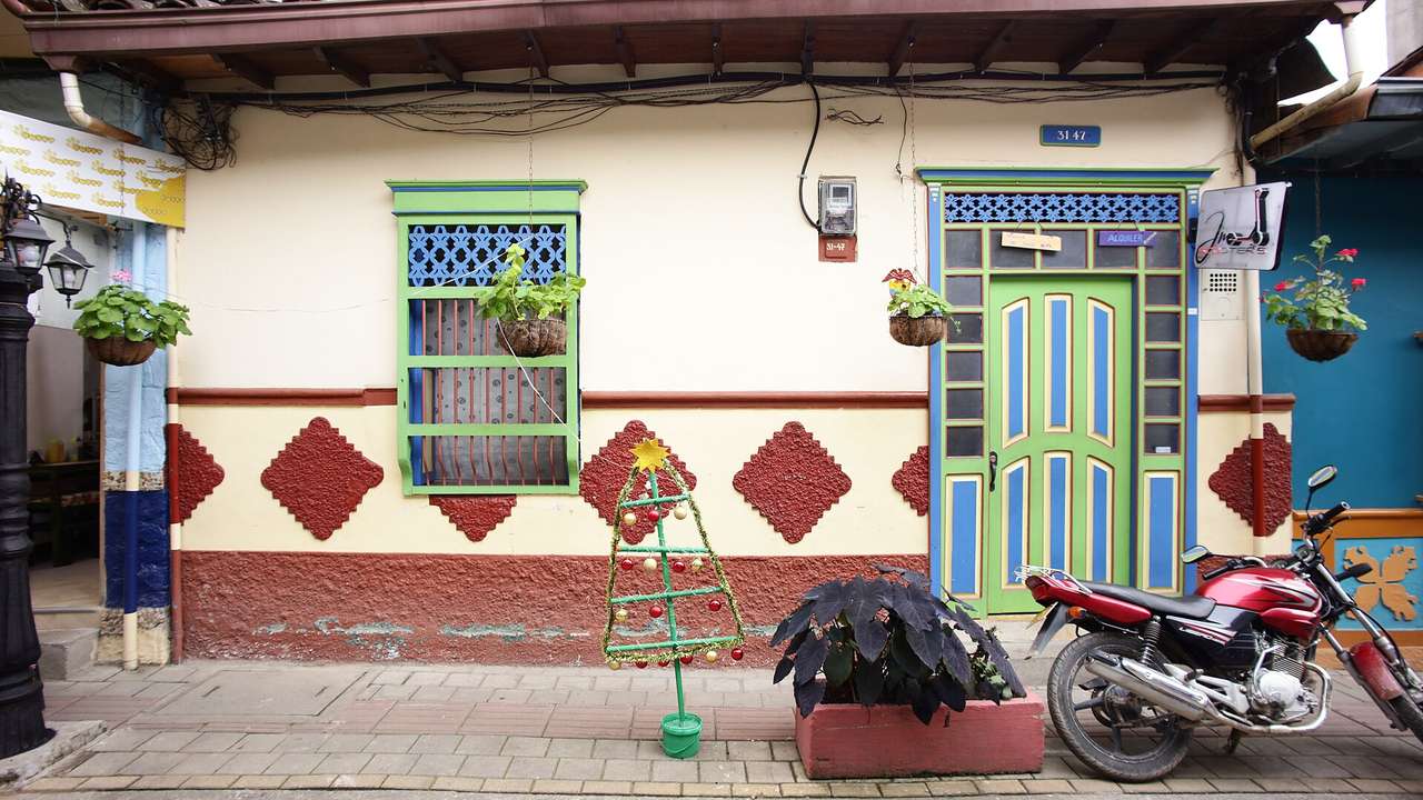 Guatapé y el Peñol desde Medellín: guía de un día