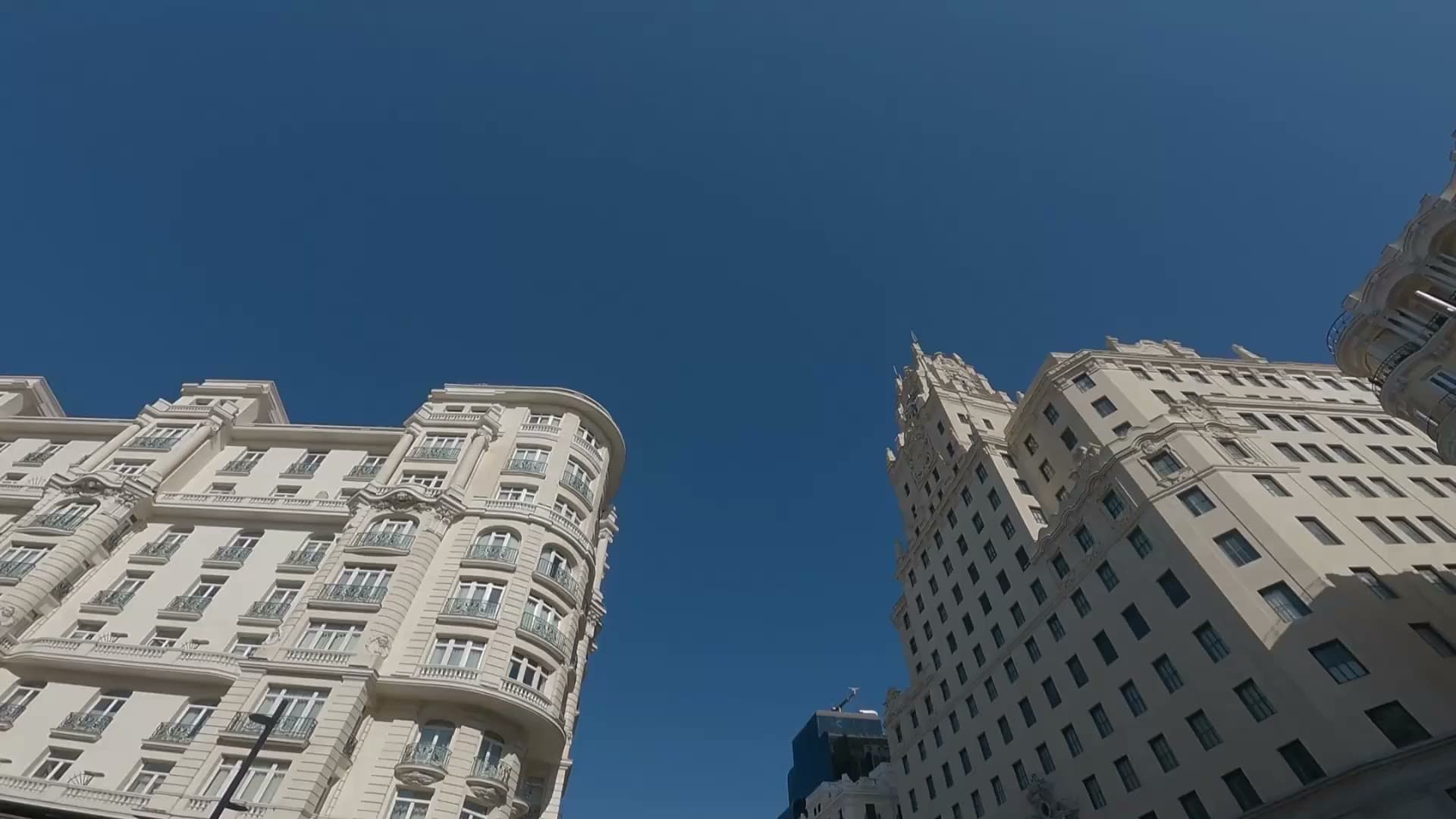 ¿Por qué viajar a España con seguro?