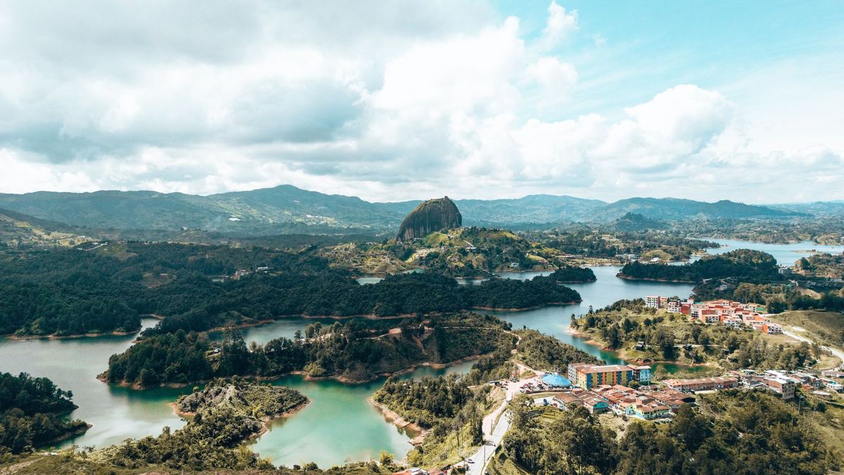 ¿Qué se necesita para viajar a Colombia desde México? Requisitos 2026